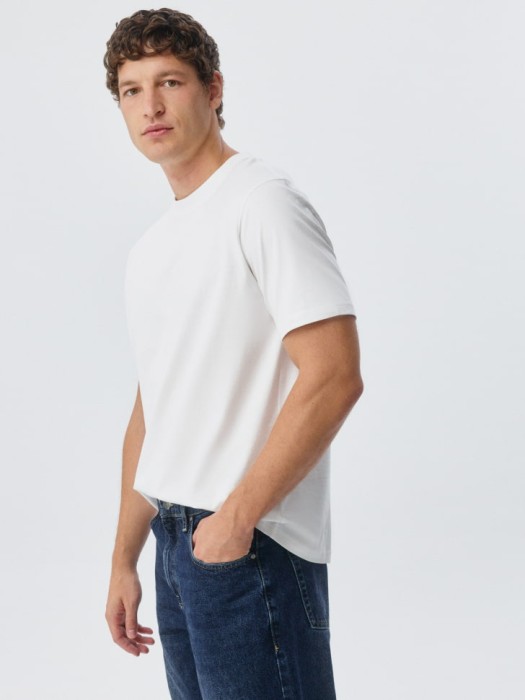 футболка peter regular fit базовая по цене 1299 руб вид справа