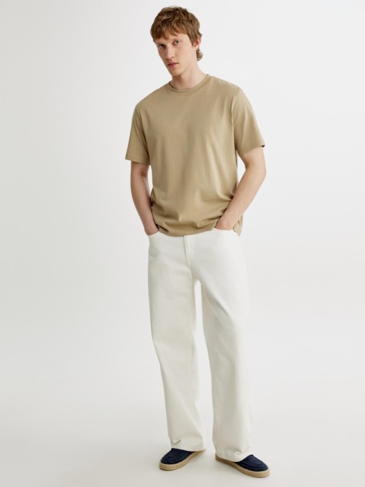 футболка питер прямого кроя от бренда sela вид слева