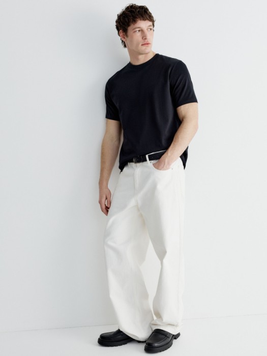 футболка питер прямого кроя от бренда sela вид слева