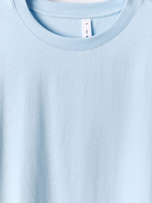 футболка питер прямого кроя от бренда sela вид слева