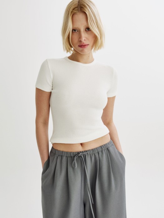 футболка приталенная в рубчик 4640611212681 фотография