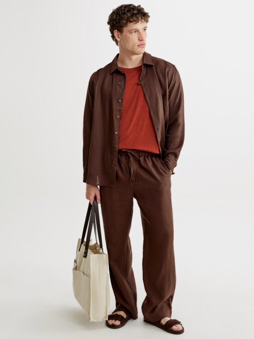 футболка прямого кроя из вискозы и льна от бренда sela вид слева