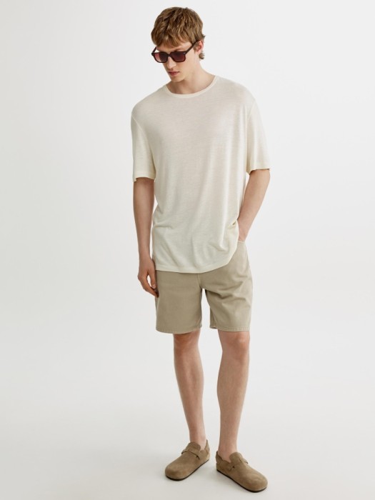 футболка прямого кроя из вискозы и льна от бренда sela вид слева