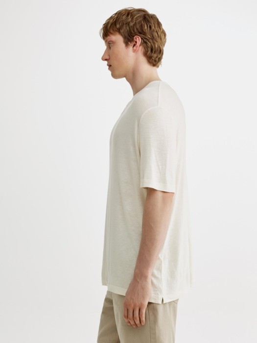 футболка прямого кроя из вискозы и льна из россии вид сбоку
