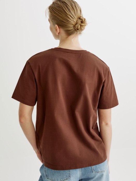 футболка с ажурной вышивкой из россии вид сбоку