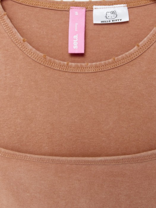 футболка с майкой на бретелях из линейки  young от 16 до 18 лет с изнаночной стороны