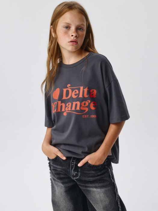 футболка с принтом для девочек по цене 599 руб вид справа