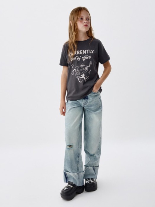 футболка с принтом для девочек от бренда sela вид слева