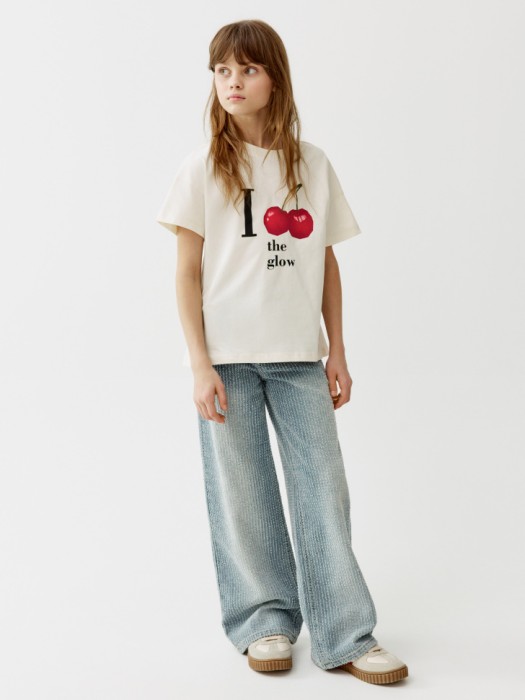 футболка с принтом для девочек от бренда sela вид слева