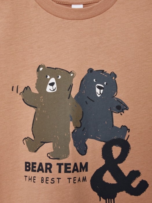 футболка с принтом для мальчиков из россии вид сбоку