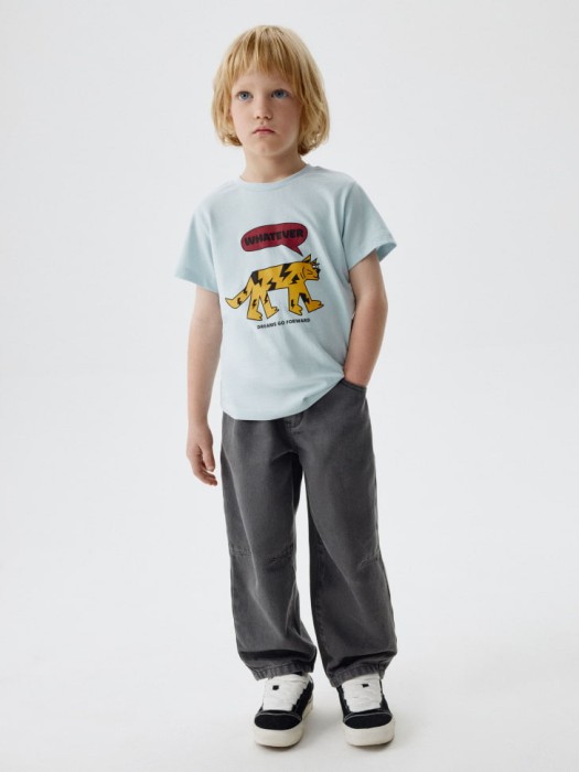 футболка с принтом для мальчиков от бренда sela вид слева