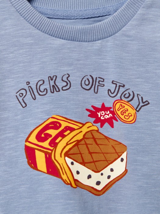 футболка с принтом для малышей от бренда sela вид слева