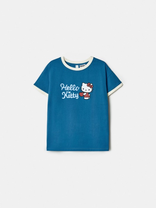 футболка с принтом hello kitty для девочек по цене 1299 руб вид справа