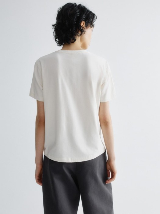 футболка с принтом и патчем по цене 799 руб вид справа