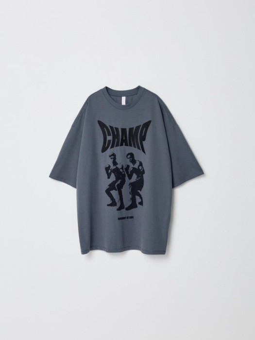 футболка с принтом и вышивкой из линейки  young из хлопка спереди