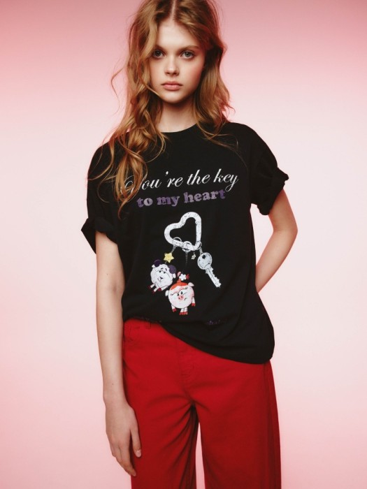 футболка с принтом из коллекции  young x смешарики 4610517490209 фотография