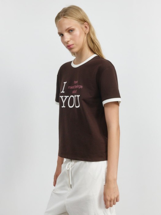 футболка с принтом из линейки  young из россии вид сбоку