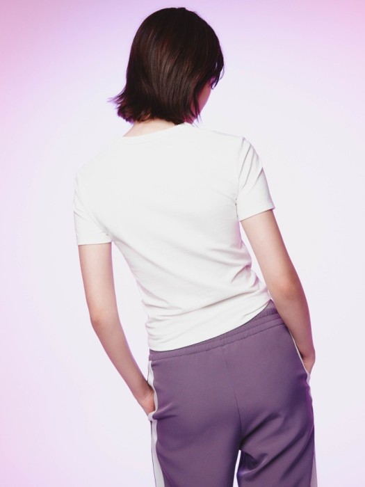 футболка с принтом  young x смешарики по цене 1599 руб вид справа