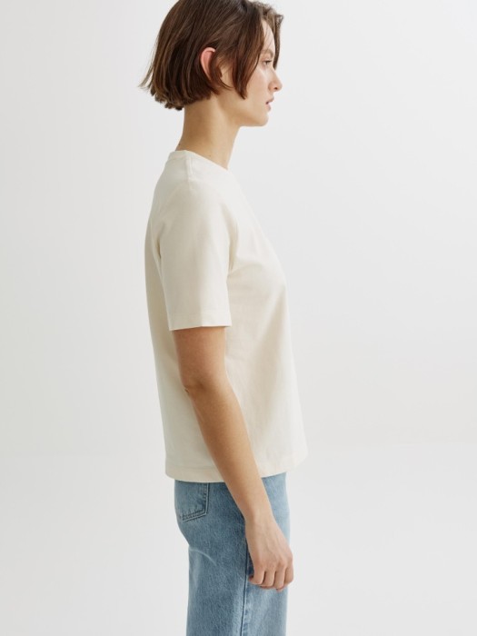 футболка с принтом из россии вид сбоку