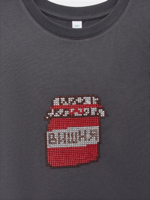 футболка с вышивкой для девочек из россии вид сбоку