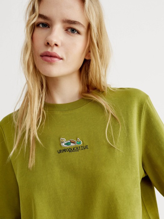 футболка с вышивкой по цене 1799 руб вид справа