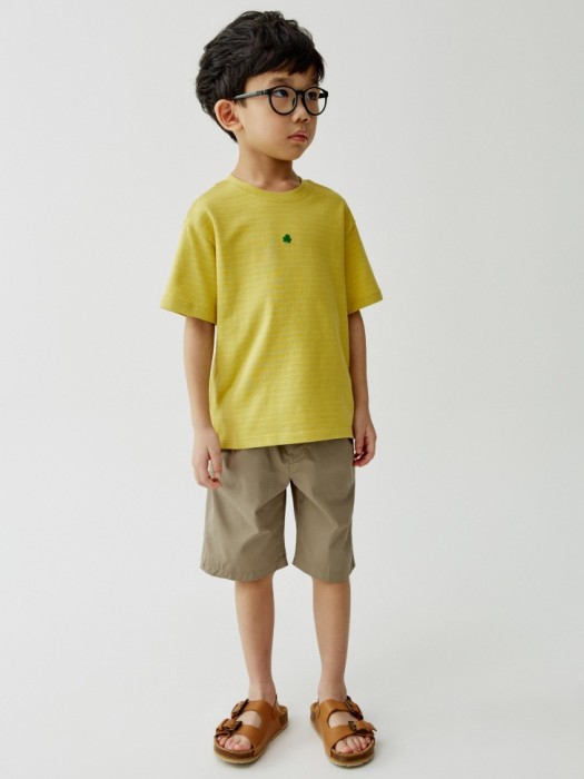 футболка в полоску для мальчиков от бренда sela вид слева