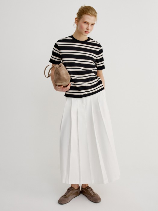 футболка в полоску от бренда sela вид слева