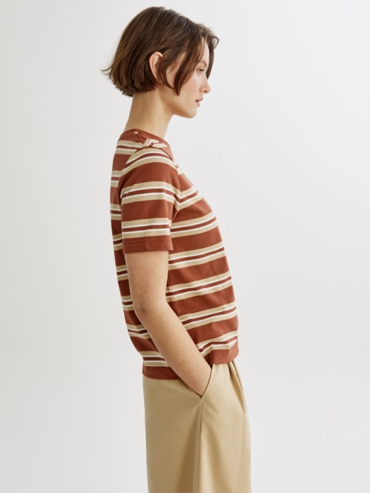 футболка в полоску из россии вид сбоку