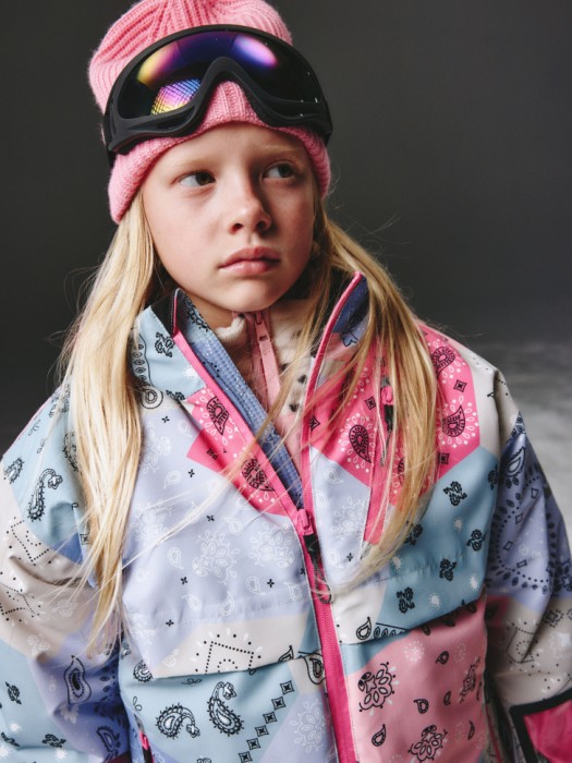 горнолыжная куртка из технологичной мембранной ткани drytex® для девочек от бренда sela вид слева