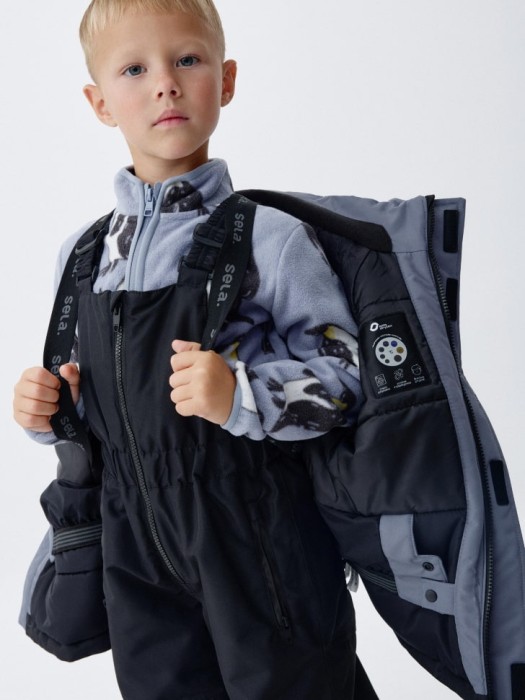 горнолыжная куртка из технологичной мембранной ткани drytex® для мальчиков из россии вид сбоку