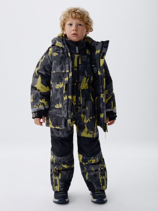 горнолыжная куртка из технологичной мембранной ткани drytex® для мальчиков от бренда sela вид слева