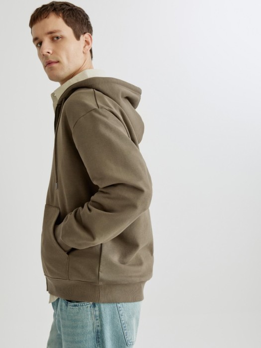 худи из футера на молнии из россии вид сбоку