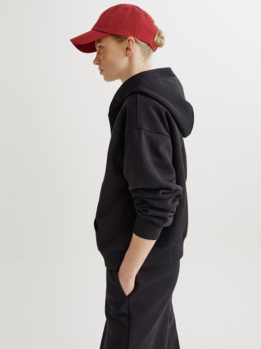 худи из футера по цене 3799 руб вид справа