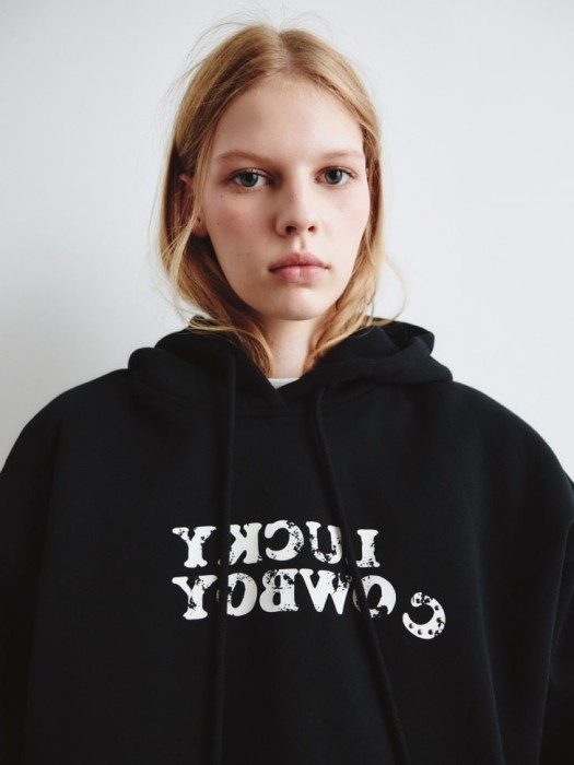 худи оверсайз с принтом из линейки  young по цене 3299 руб вид справа