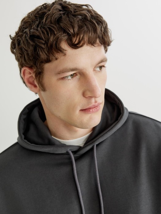 худи прямого кроя из футера по цене 3299 руб вид справа