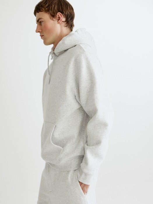 худи regular fit из футера из россии вид сбоку