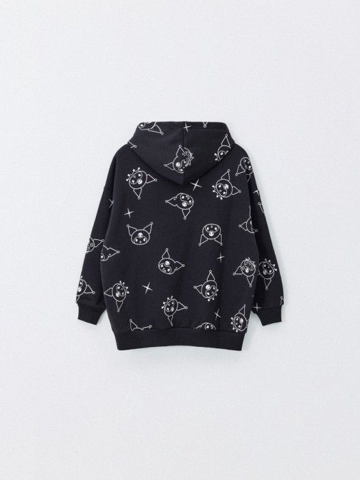 худи с принтом hello kitty kuromi для девочек из россии вид сбоку