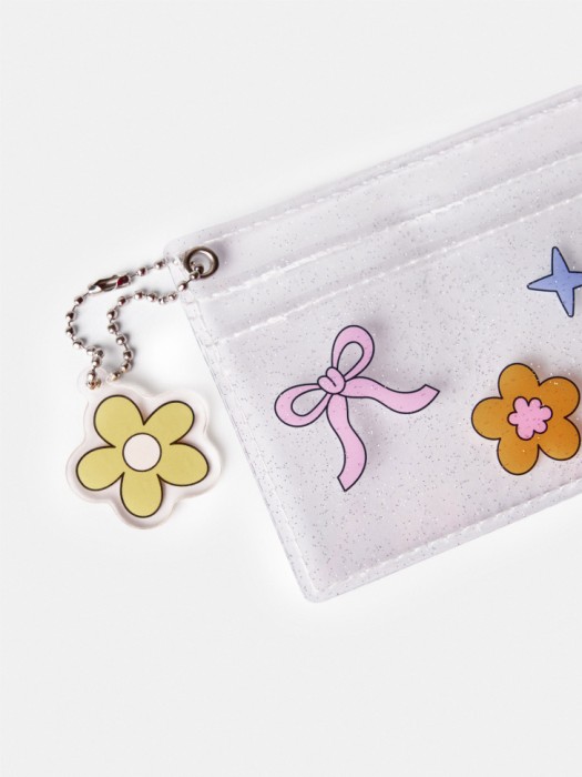 картхолдер для детей от бренда sela вид слева