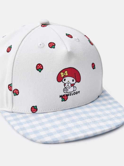 кепка снэпбэк с принтом hello kitty my melody для девочек от бренда sela вид слева
