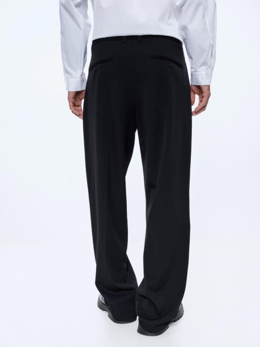 классические брюки прямого кроя по цене 4299 руб вид справа