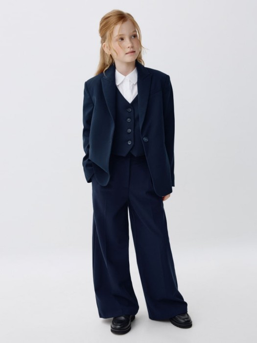 классический жакет для девочек от бренда sela вид слева