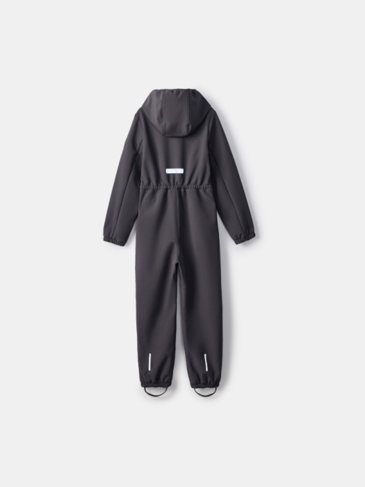 комбинезон из softshell на флисе для мальчиков от бренда sela вид слева