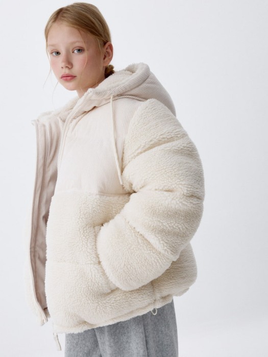 комбинированная дутая куртка для девочек 4680704877472 фотография