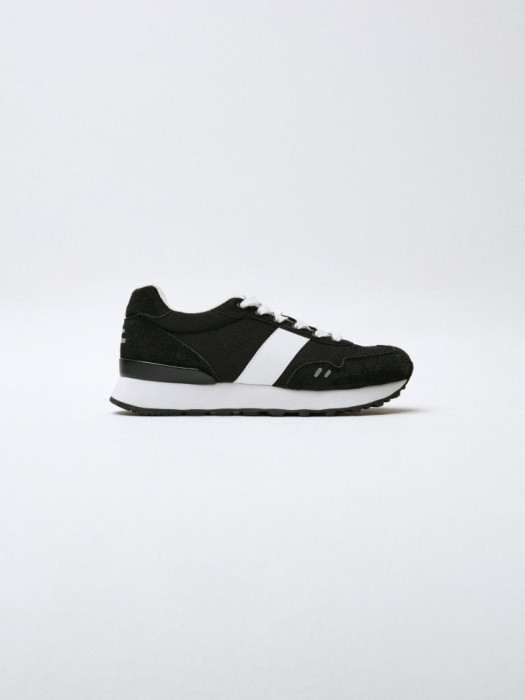 комбинированные кеды для мальчиков от бренда sela вид слева