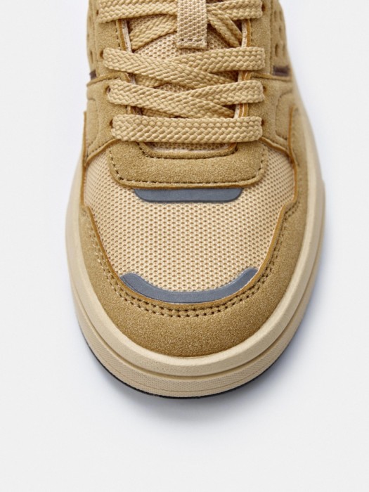 комбинированные кеды для мальчиков по цене 4599 руб вид справа