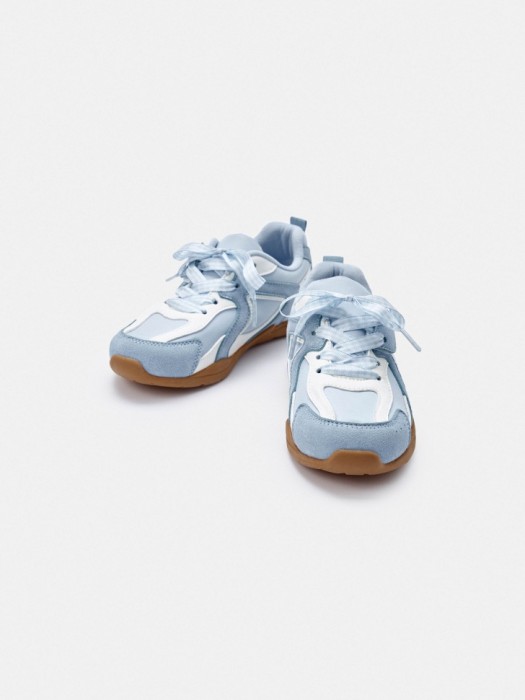 комбинированные кеды с шнурками в клетку для девочек из замши спереди