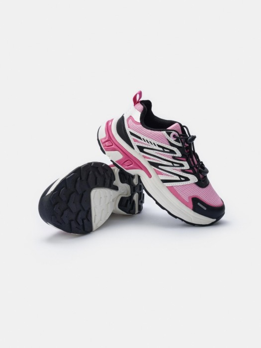 комбинированные кроссовки для девочек универсального стиля с лицевой стороны