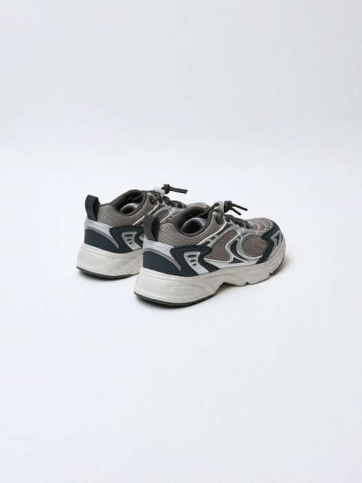 комбинированные кроссовки для мальчиков из россии вид сбоку