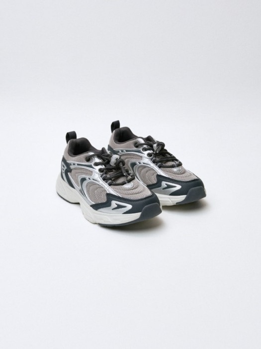 комбинированные кроссовки для мальчиков универсального стиля с лицевой стороны