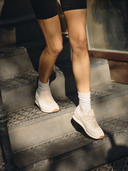 комбинированные кроссовки из натуральной замши 4680704980509 фотография